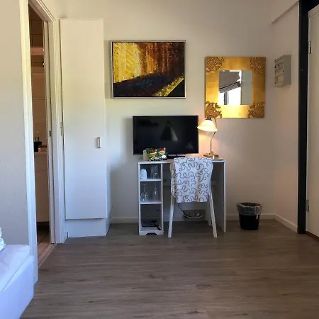 & Hotel Oro